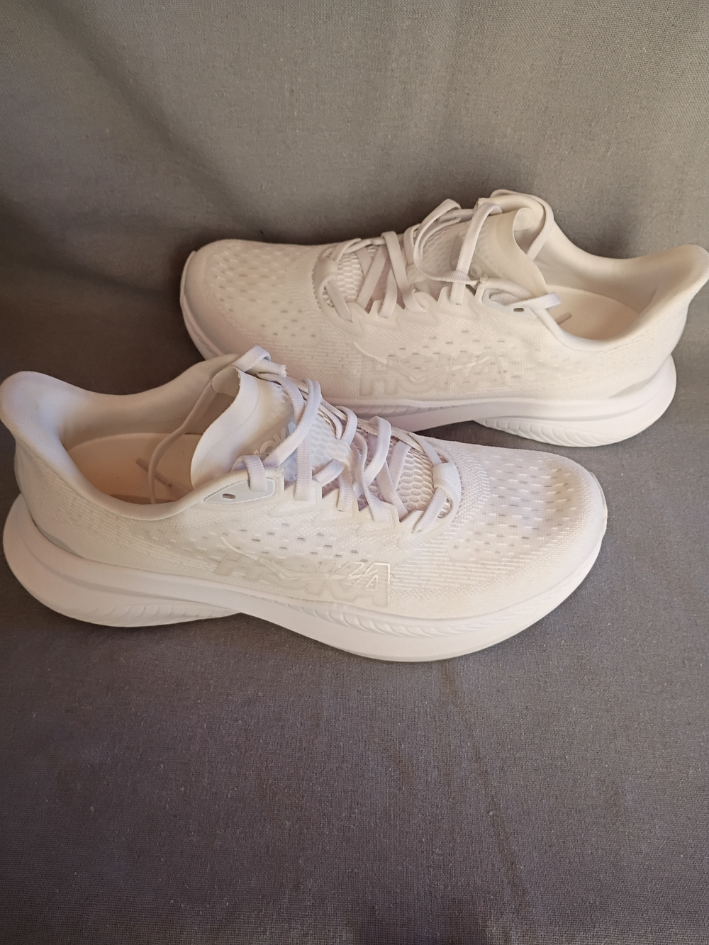 HOKA MACH 6 Women’s White Lightweight Running Sneakers Size 9.5 B